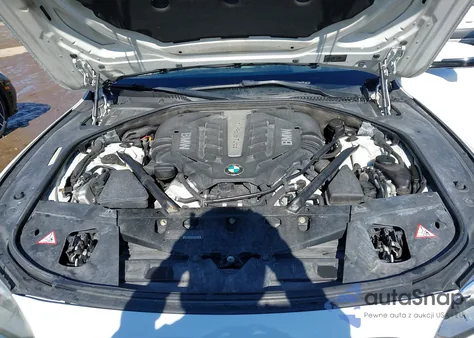 2013 BMW 750I xDrive z USA, uszkodzony, nr VIN WBAYB6C58DD223812